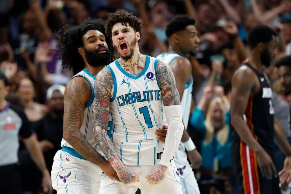 Ball's late layup fuels Hornets' OT win over Heat in play-in