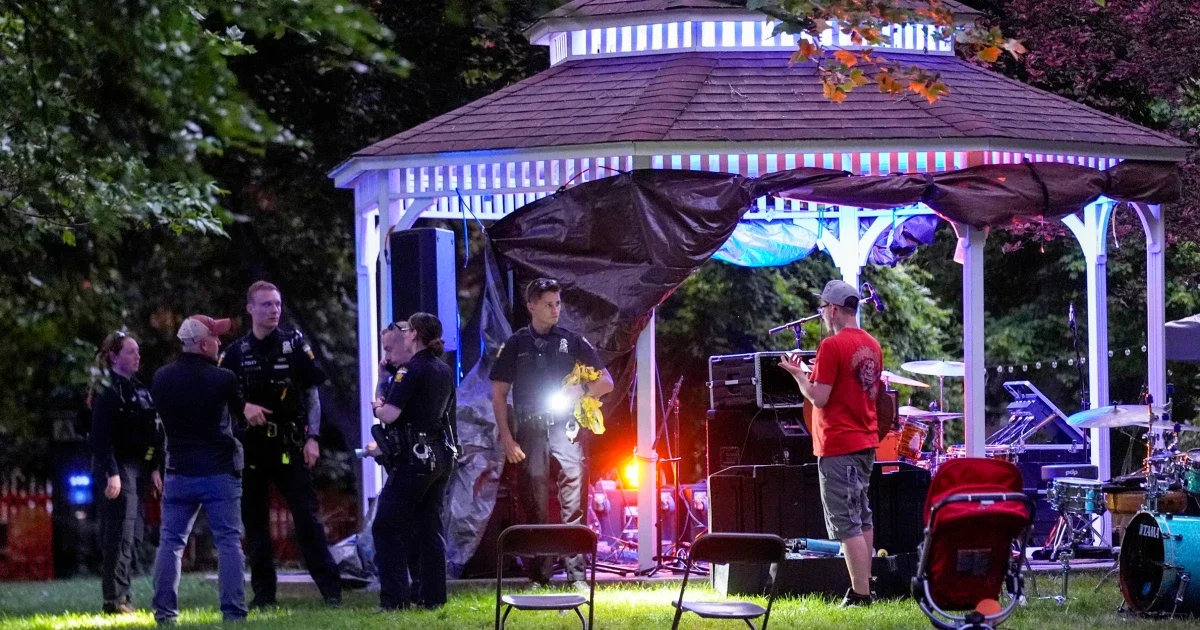 Rival groups' clash injures 12 at Toledo summer festival