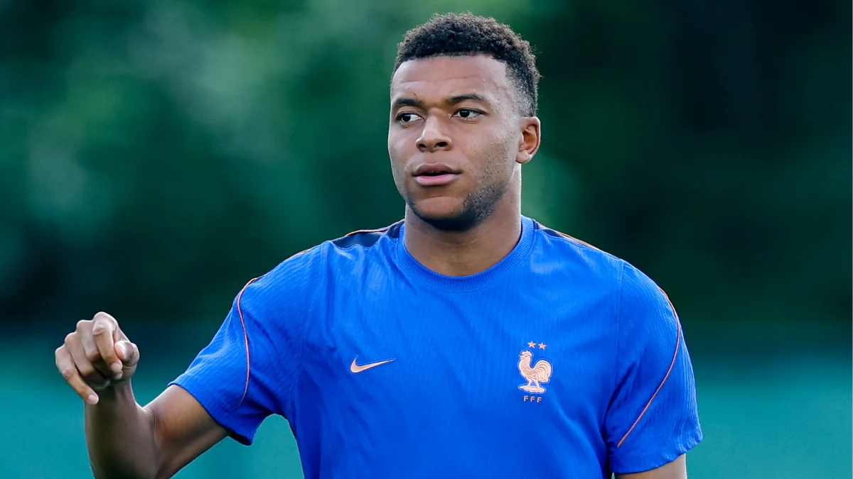 Haaland and Mbappe Chase Messi as World Cup Round of 32 Kicks Off