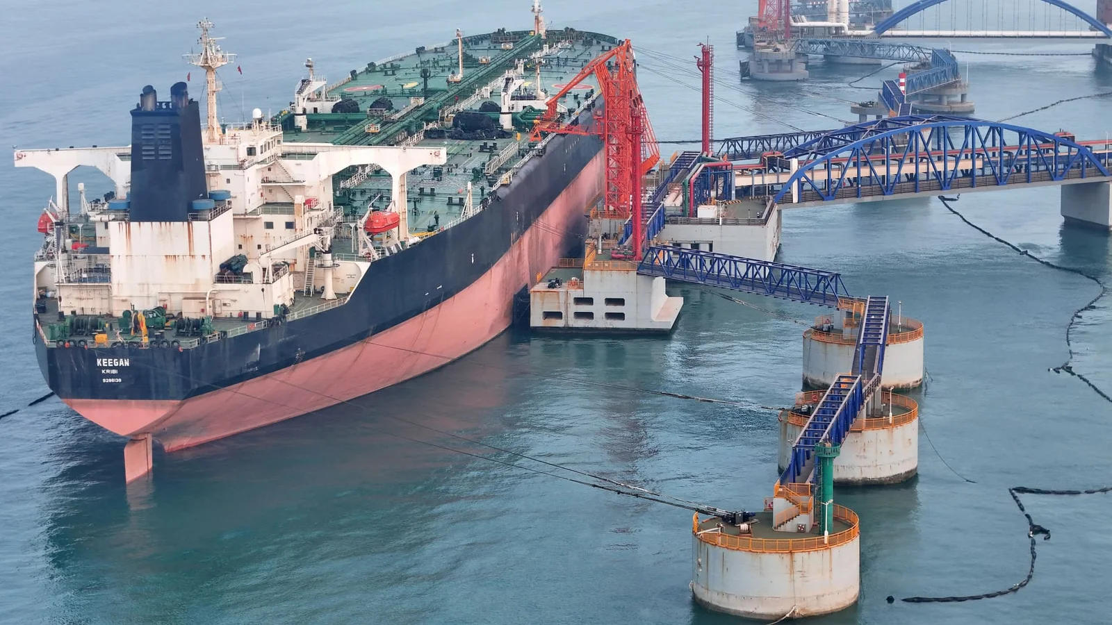 Oil climbs after Iran accuses US of breaching ceasefire terms