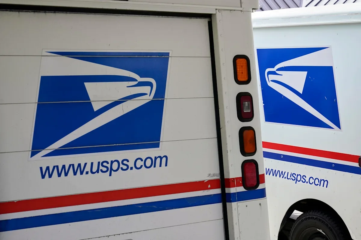 Postal Workers in Texas Succumb to Extreme Heat.