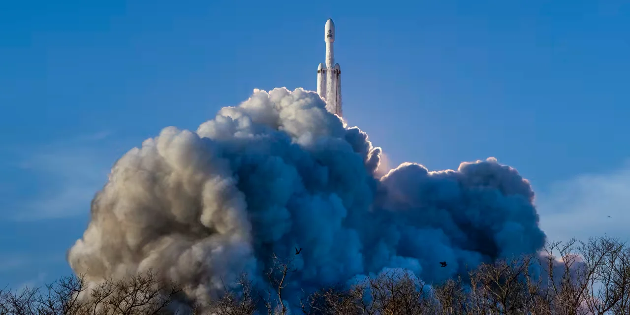 SpaceX AI Boom Forces a Fresh Look at its Valuation