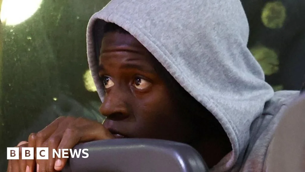 Nigeria begins mass repatriation from South Africa amid xenophobic migrant attacks