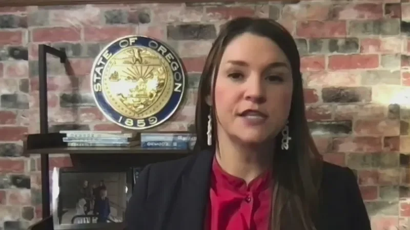 Oregon Secretary of State Shemia Fagan cancels cannabis consulting contract and apologizes for ethics concerns.