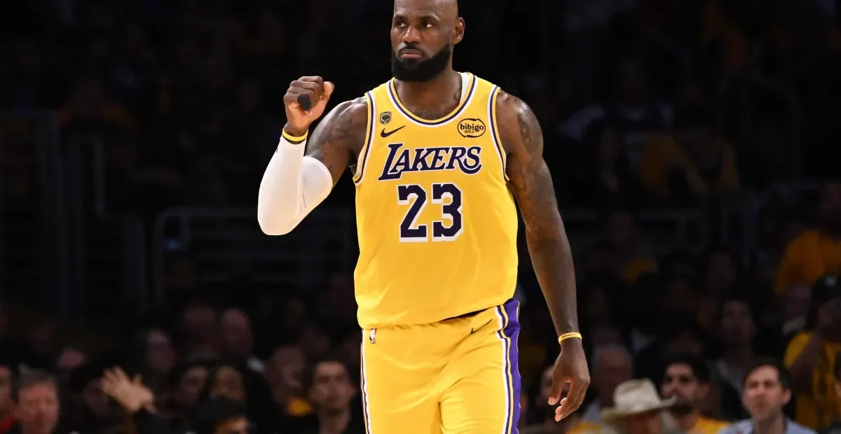 Lakers Reopen Talks with LeBron as Warriors Push for a LeBron–AD Dream
