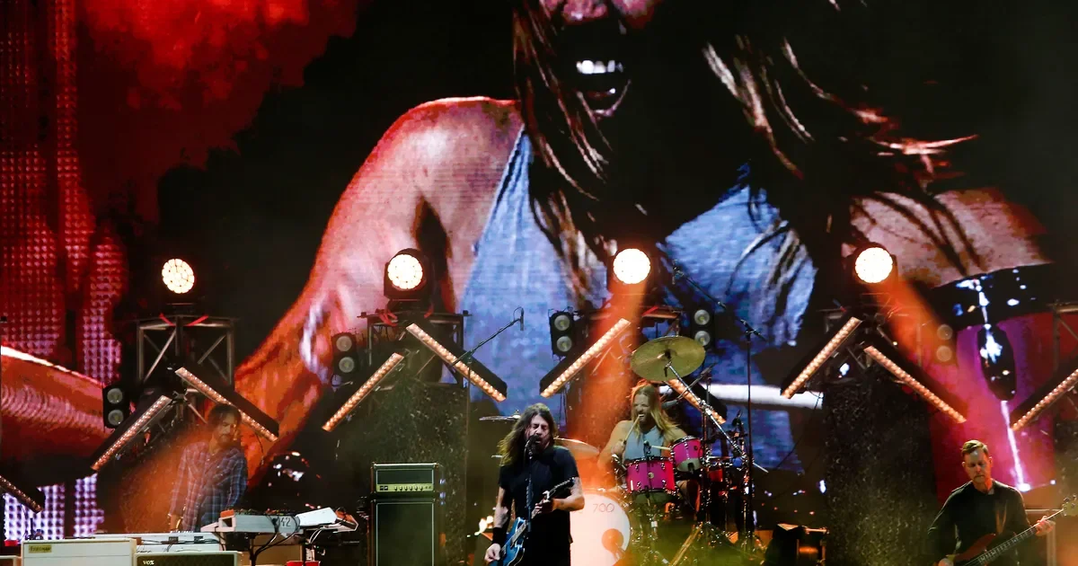 Reviewing Foo Fighters' "But Here We Are" Album.