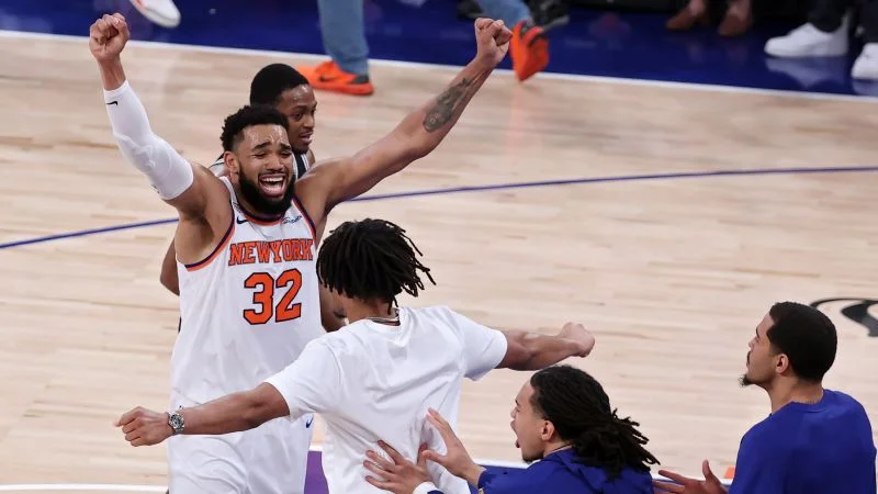 Knicks Rally From 29 Down to Take Game 4 and a Step Toward Title