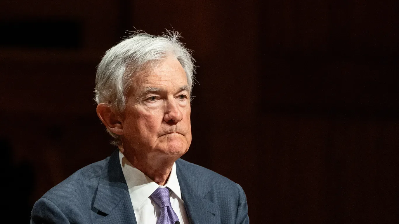 Powell stays on Fed board, blocking Trump’s vacancy