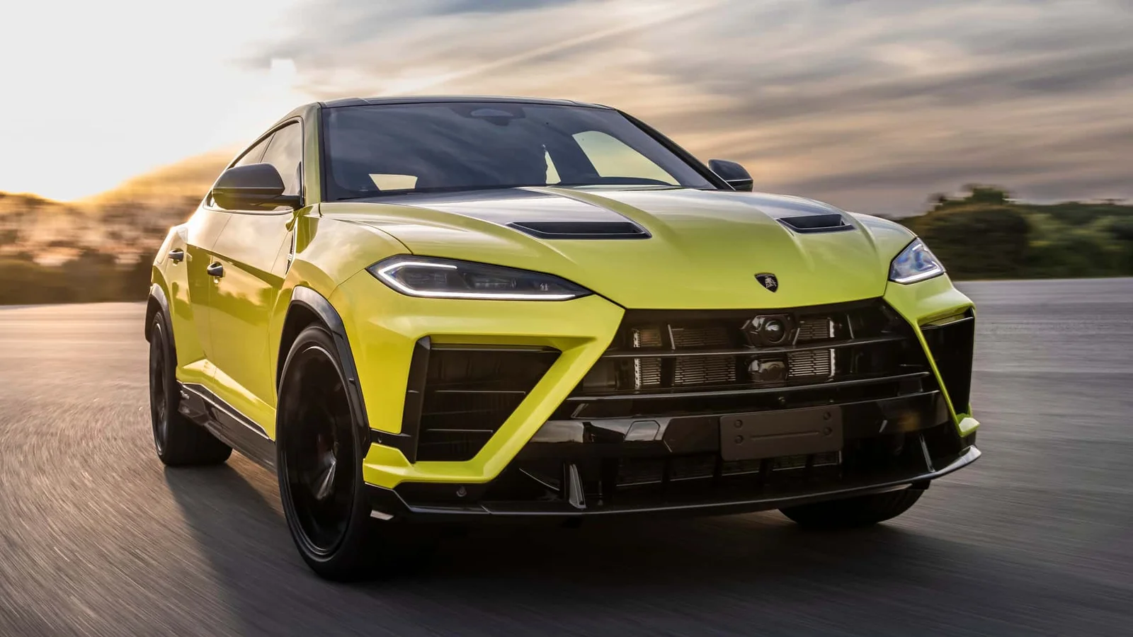Lamborghini Unleashes the Fastest Urus Yet: 800-HP SE Performante