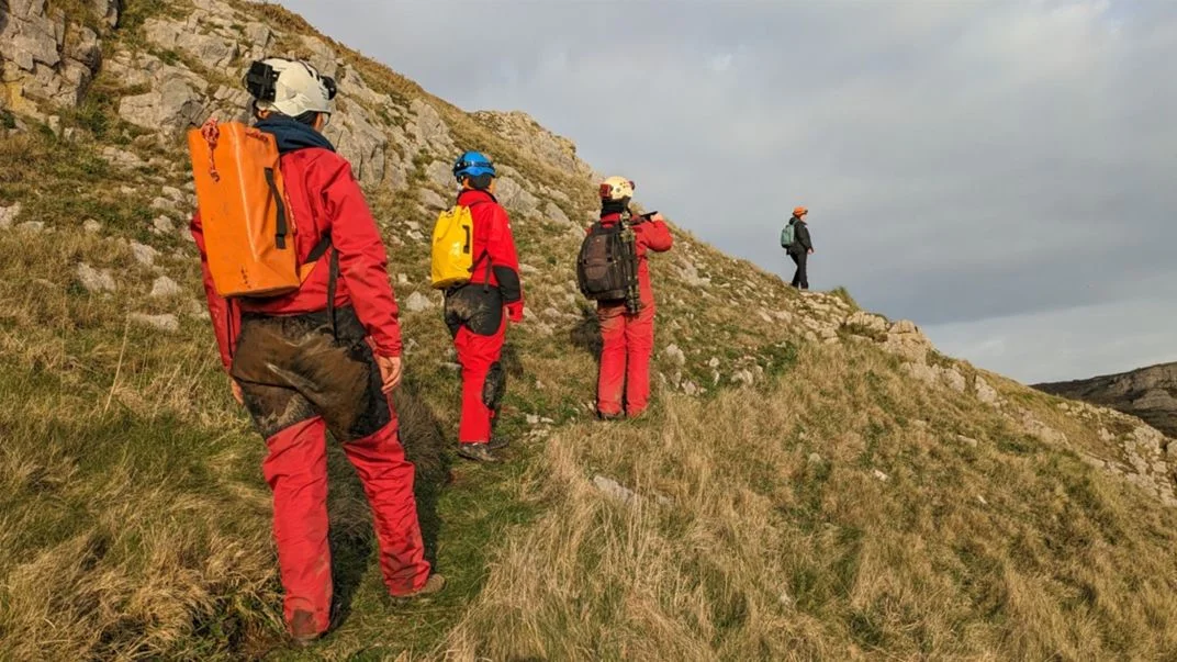 Ice Age land bridge may have ferried Ireland's earliest humans from Wales