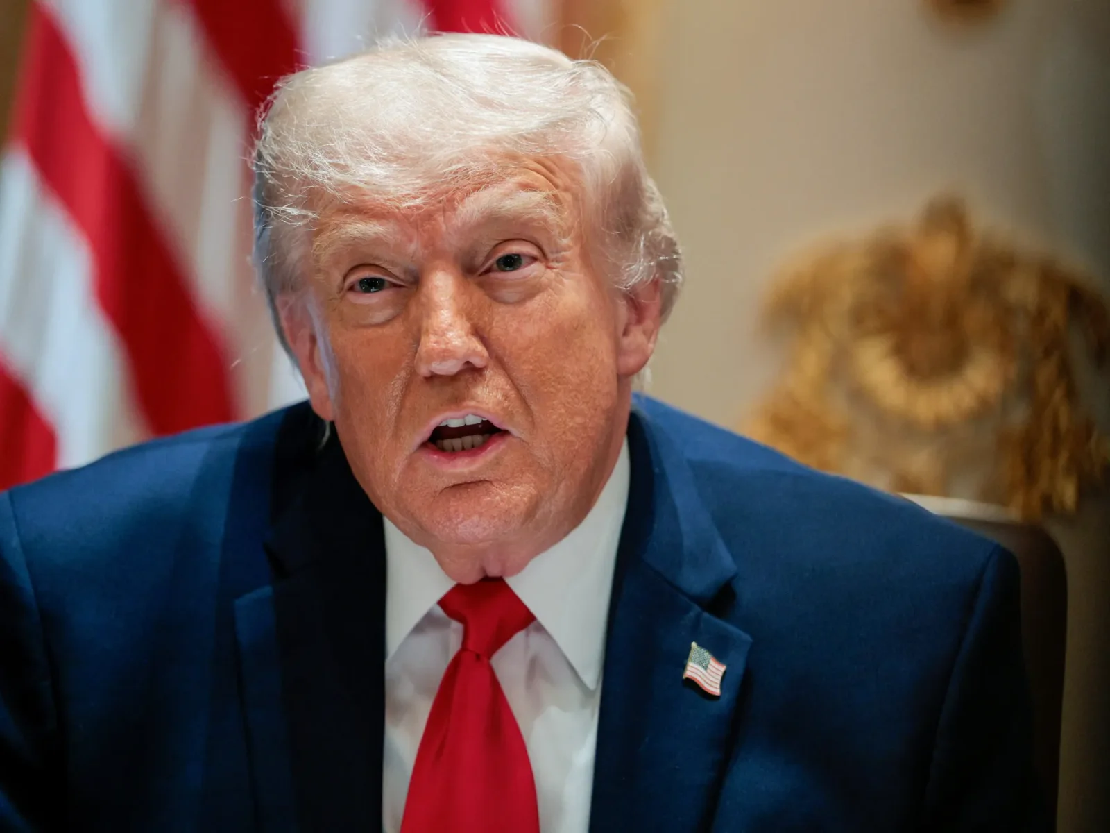 Trump threatens Oman over control of the Strait of Hormuz