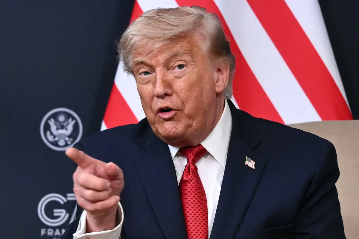 Trump vows to take over Iran if Hormuz closes, amid tense ceasefire talks