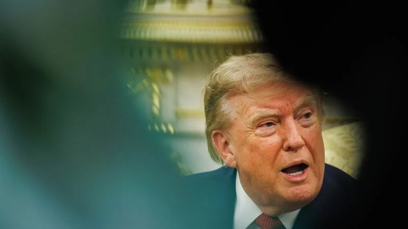 Trump Signals a Step Back in the Iran War