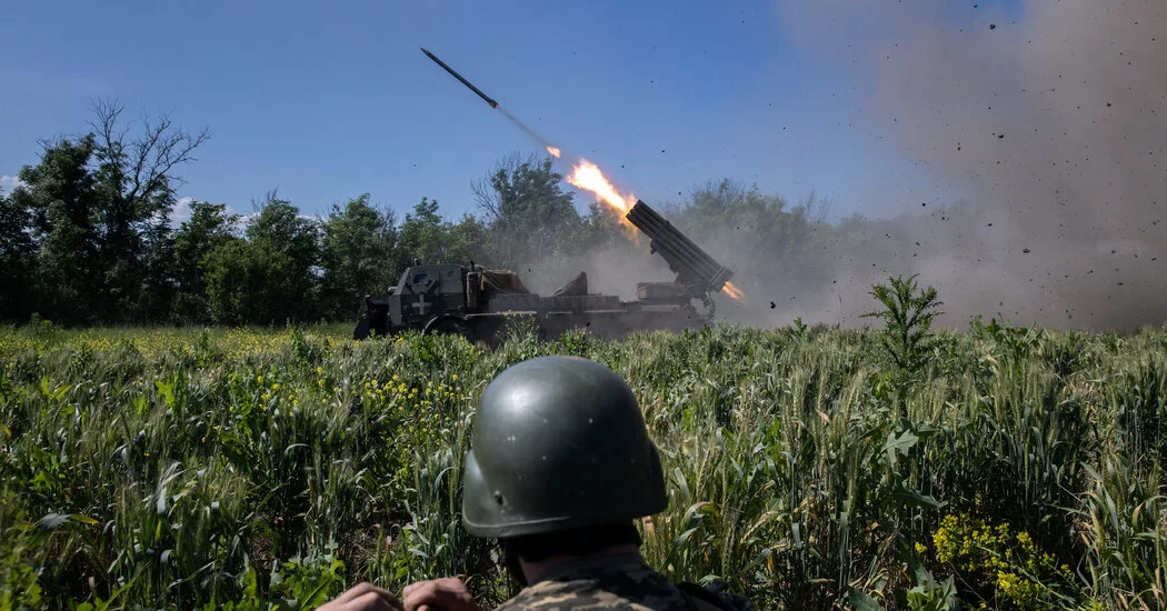 "Examining the GOP's Stances on Ukraine: Trump, DeSantis, and More"