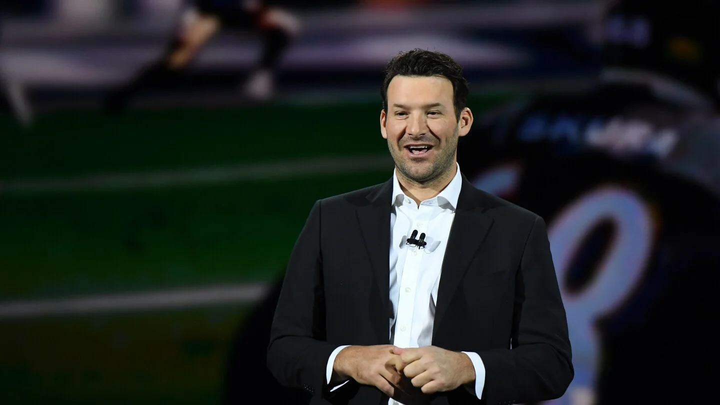 Romo pleads no contest to Wisconsin OWI, eyes CBS return