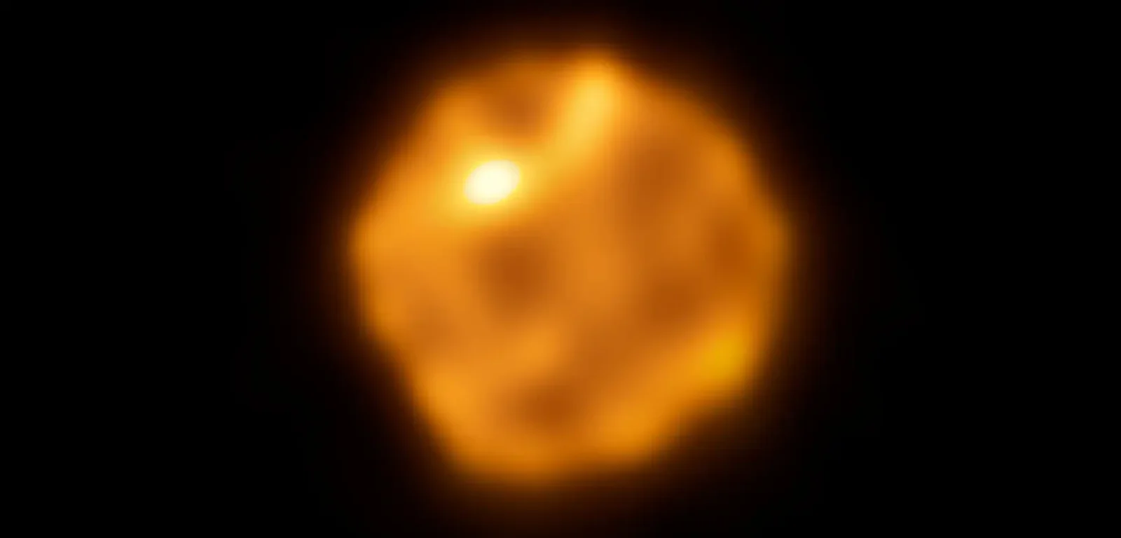 Betelgeuse's boiling surface uncovers a stubborn hotspot