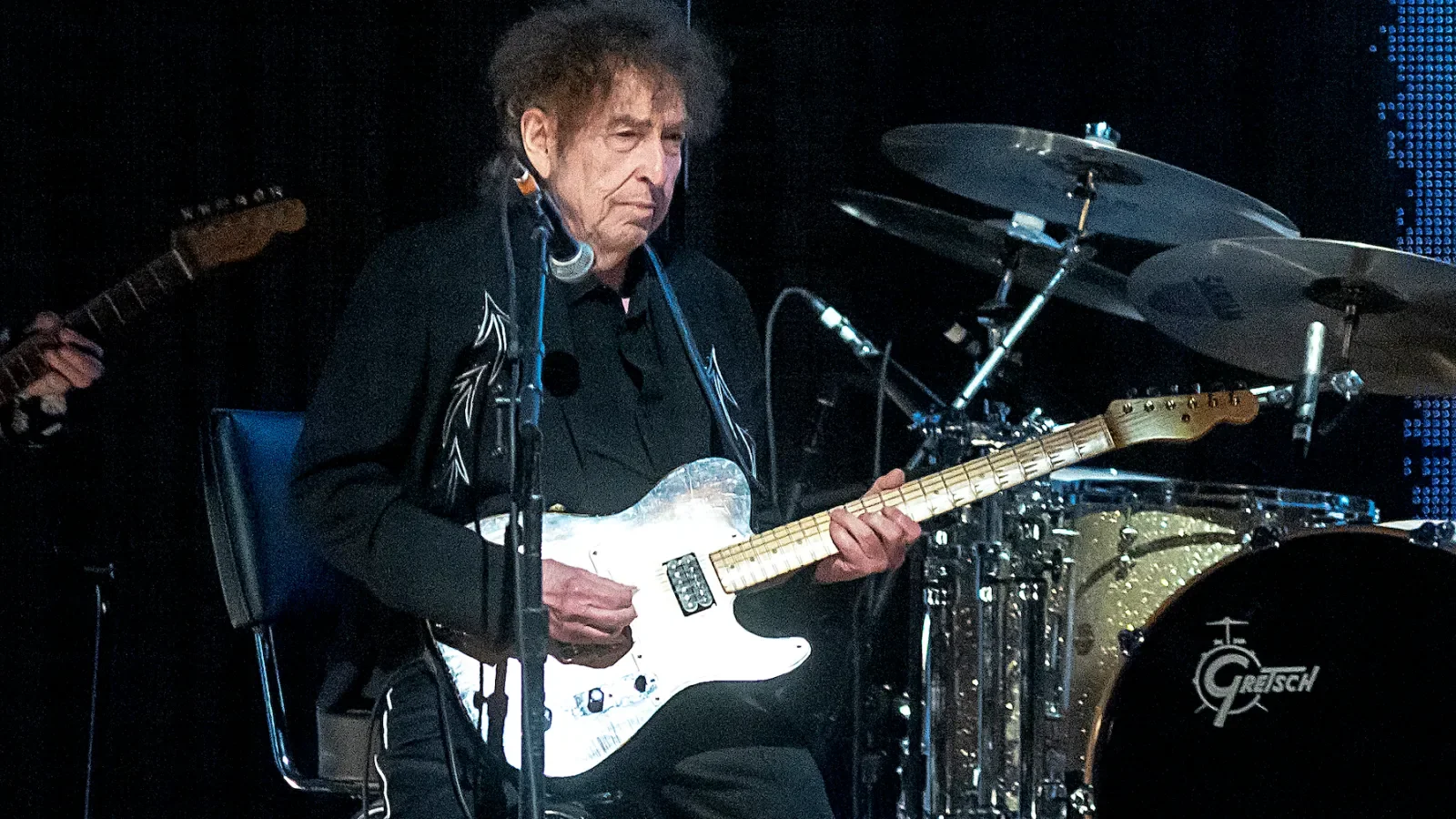 Dylan Revives Basement Tapes Classic You Ain't Goin' Nowhere on Tour after 14 Years
