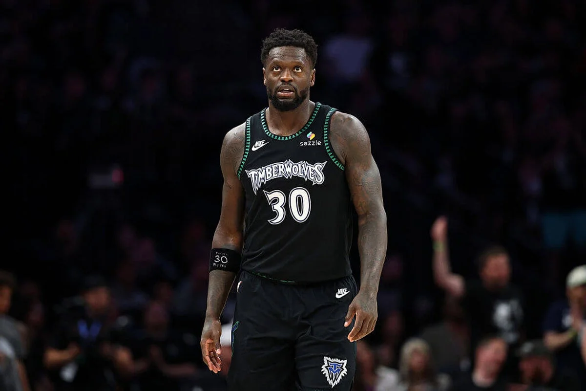 Randle swapped to Nets in three‑team deal as Wolves land 33rd pick and Bulls add Claxton