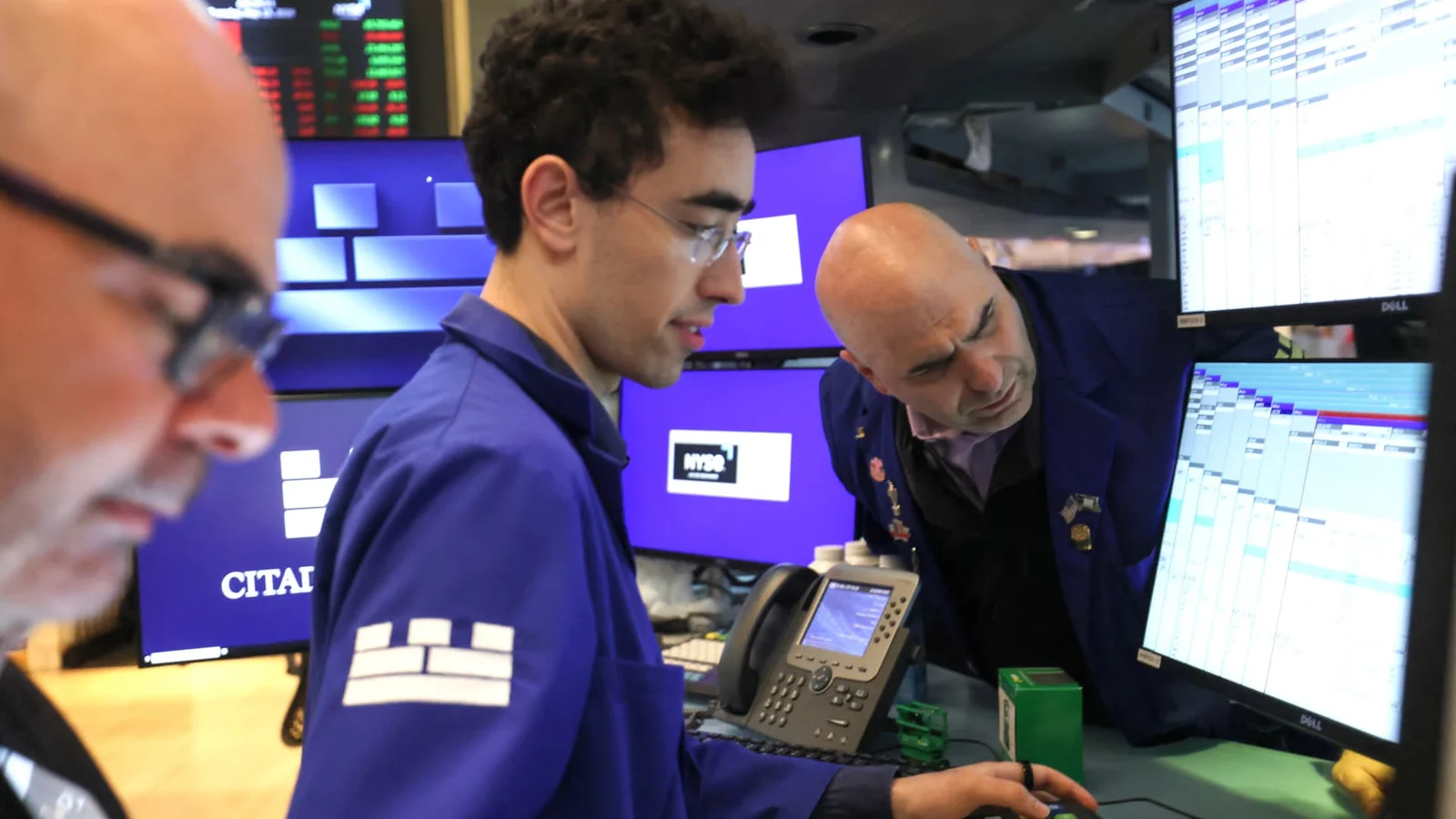 Relief rally broadens as Iran deal boosts sentiment and tech leads