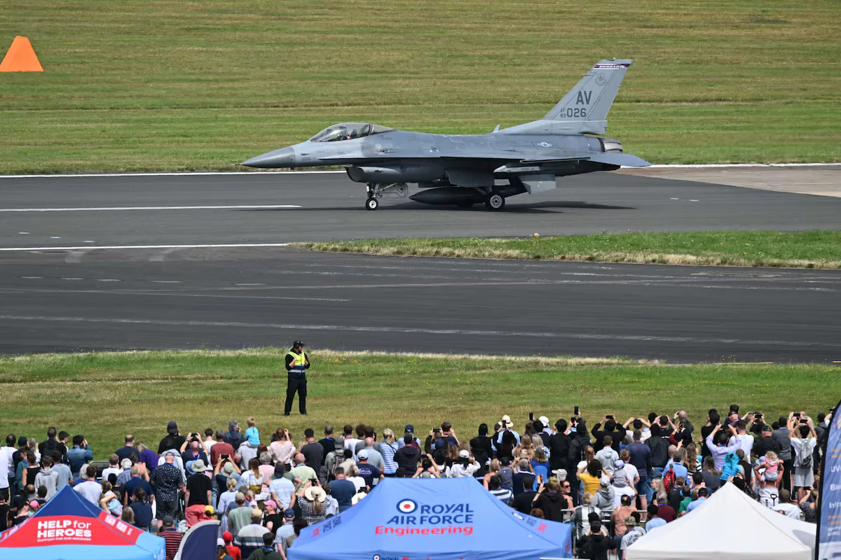 Farnborough Airshow shifts focus from jets to defense tech and AI-driven drones