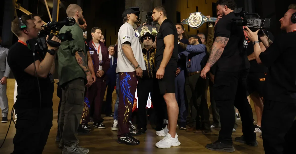Cairo Countdown: Usyk Defends WBC Heavyweight Title vs. Verhoeven