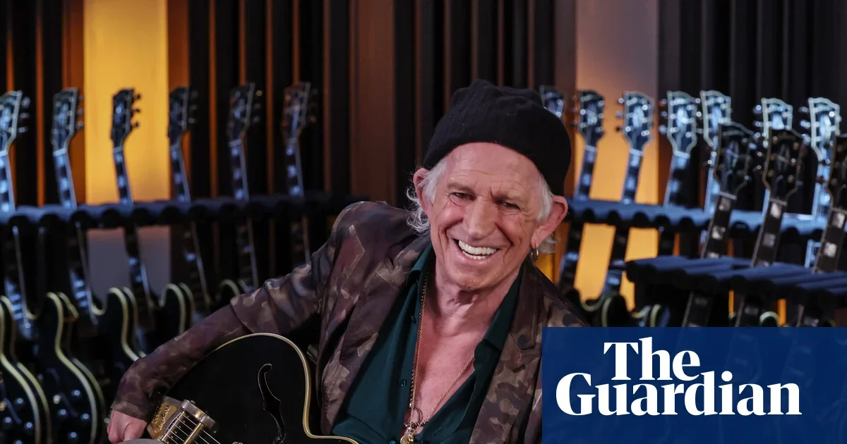 Keith Richards at 82: great-granddad, tech skeptic, and the Stones’ forward sprint with Foreign Tongues