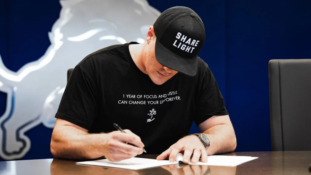 John Cominsky's Excitement Grows with 2-Year Deal from Detroit Lions.
