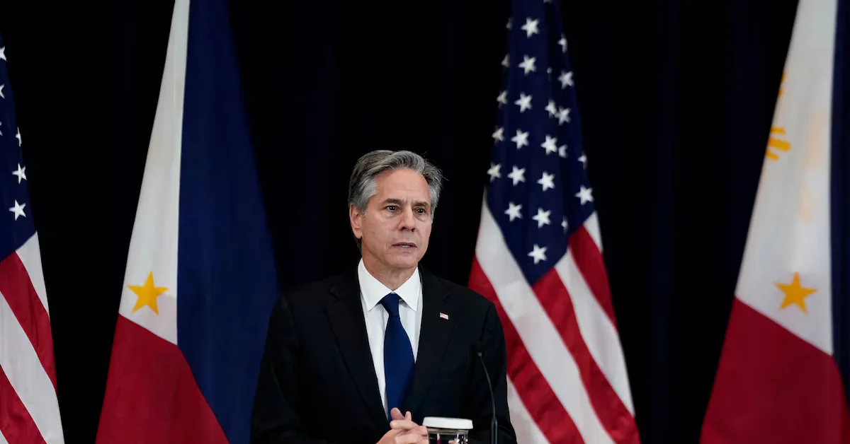 Blinken aims to strengthen US-Vietnam relations amidst delicate situation.