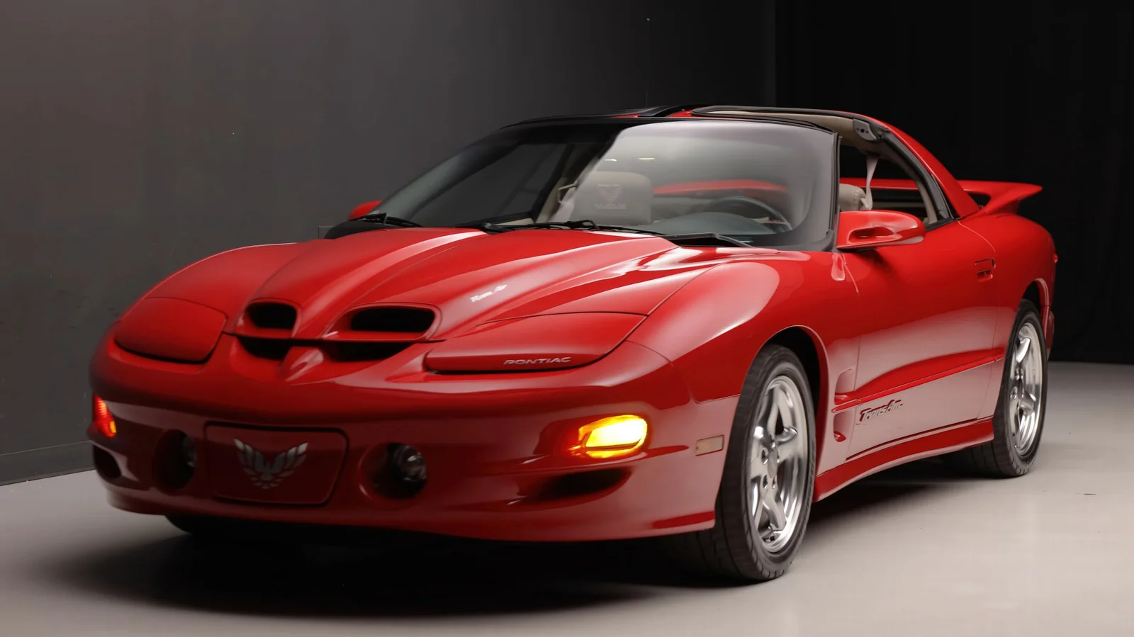 Fourth-Gen Firebird Tops Speed Chart at 163 MPH