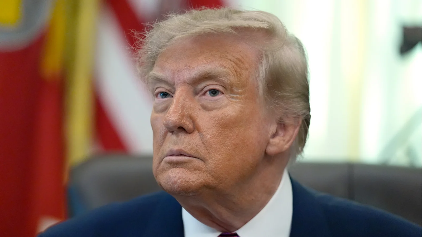 Trump Renames Lake Ontario to Lake America Amid Trade Tensions