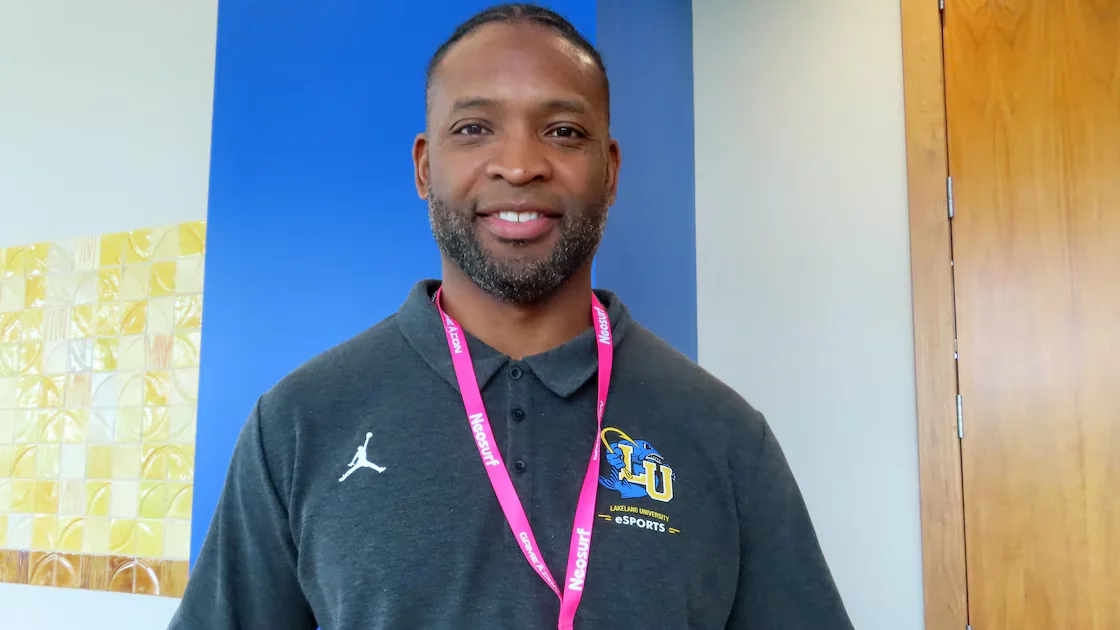 Packers Legend Ahman Green Reveals Early-Onset Parkinson's Diagnosis