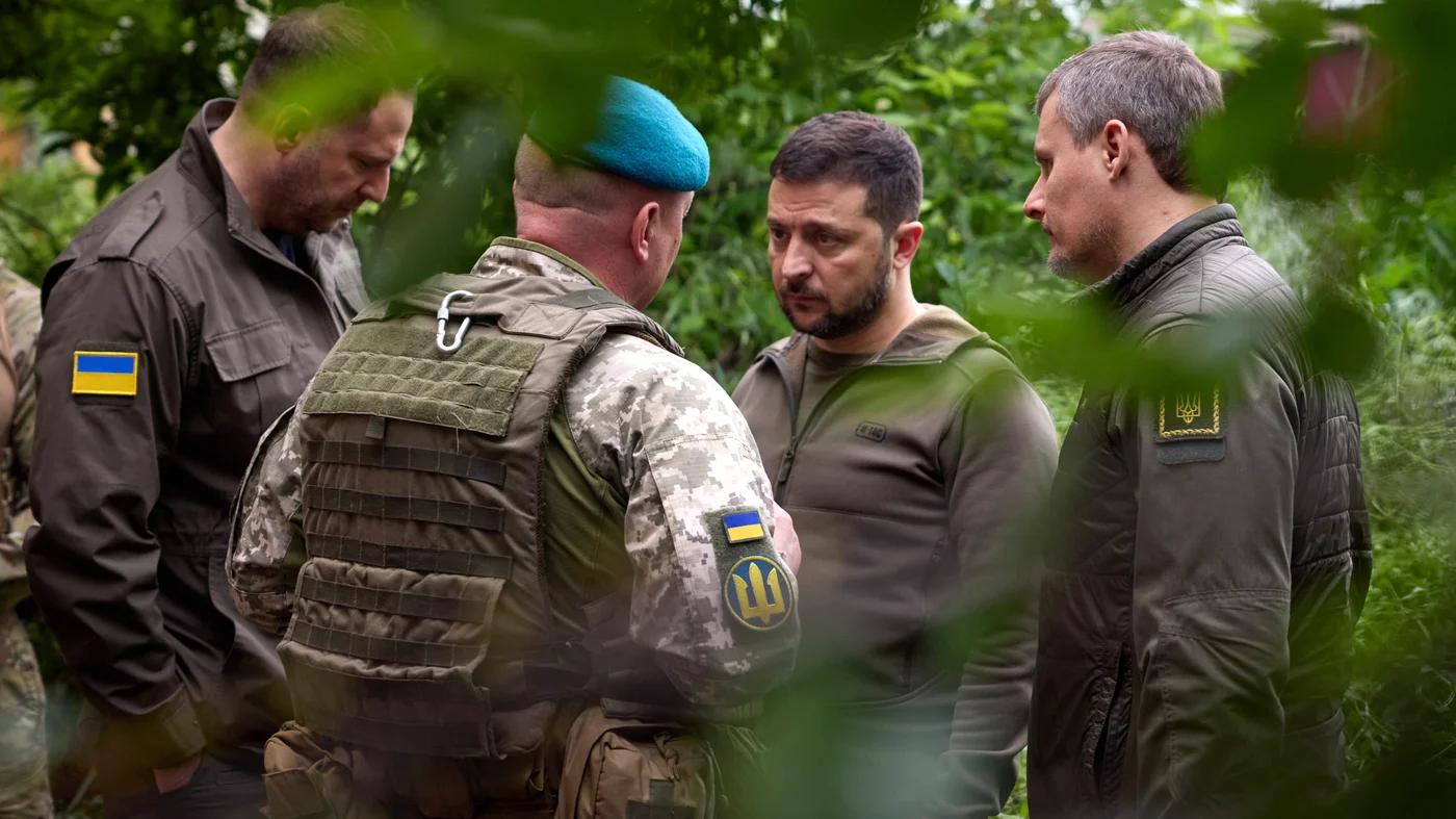 Ukraine's Military Counteroffensive: Expectations and Tactics.