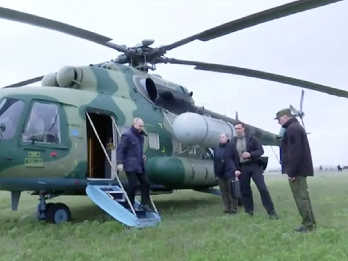 "Putin's Secret Visit to Occupied Ukraine Raises Questions"