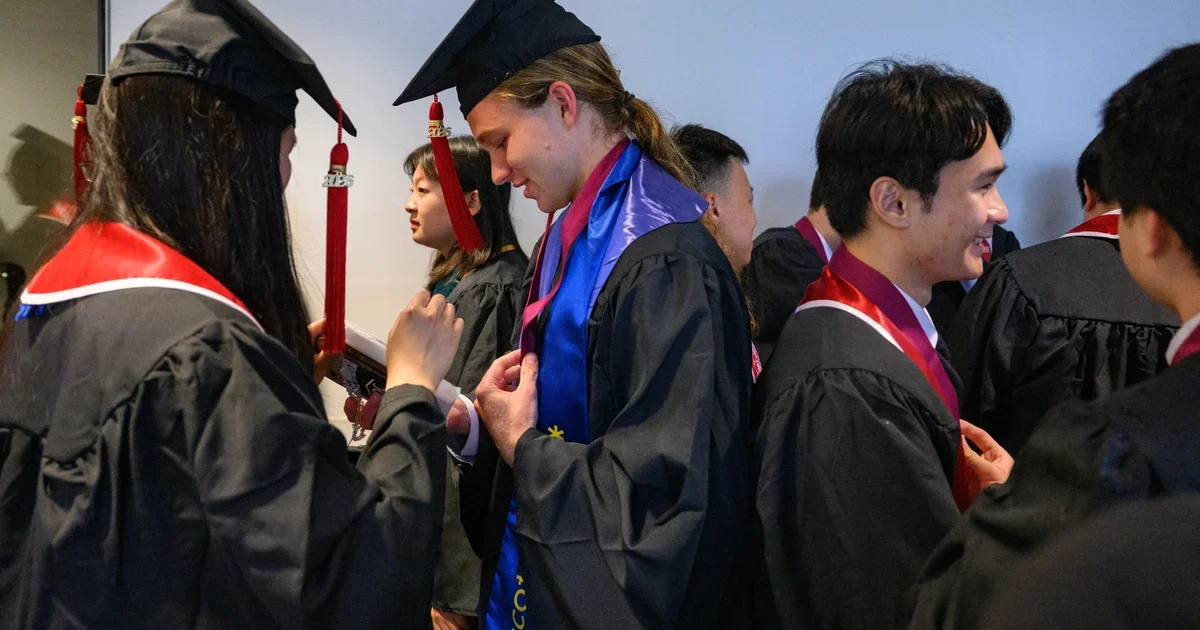 Graduates Push Back on AI Hype as Job Anxiety Grows