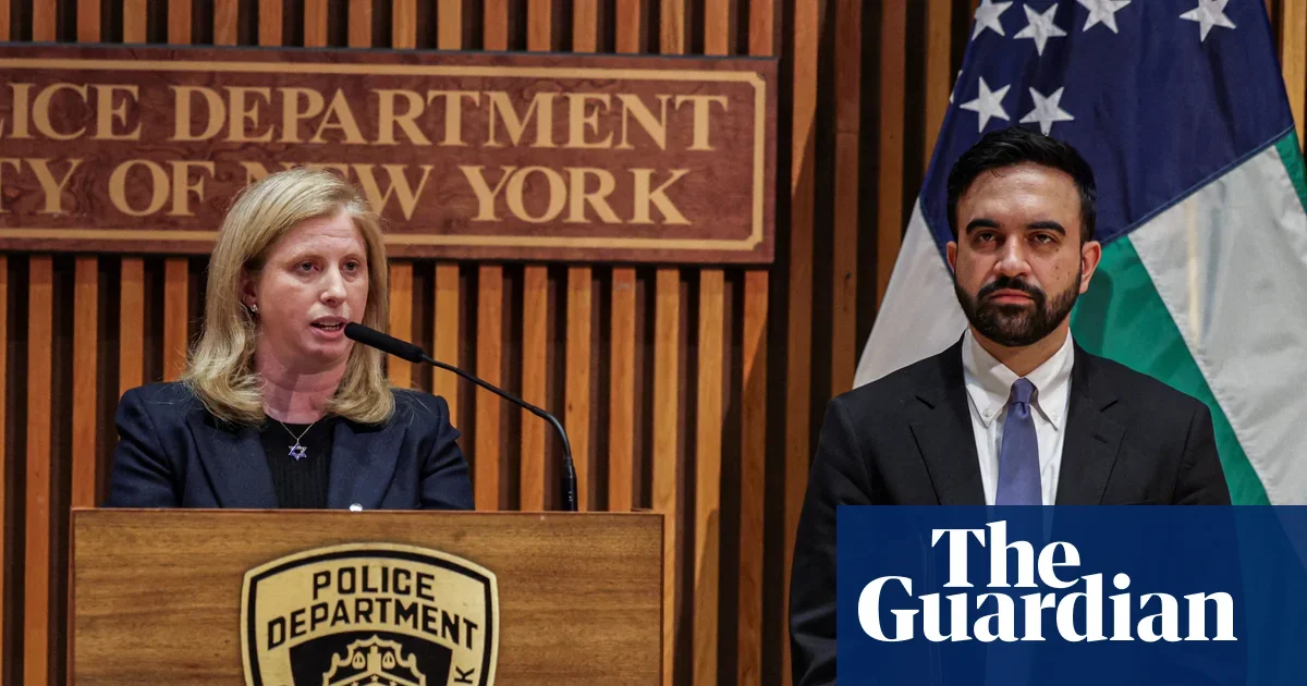 NYPD probes after video shows officers beating man during undercover arrest in Brooklyn